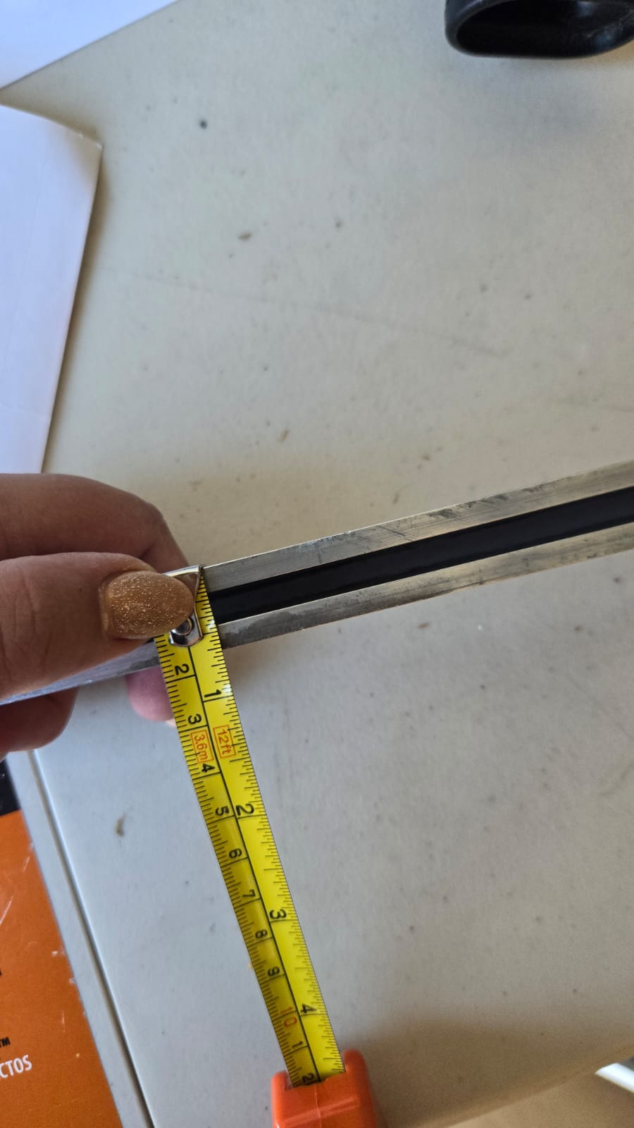 Barra lateral para parrilla W900L.